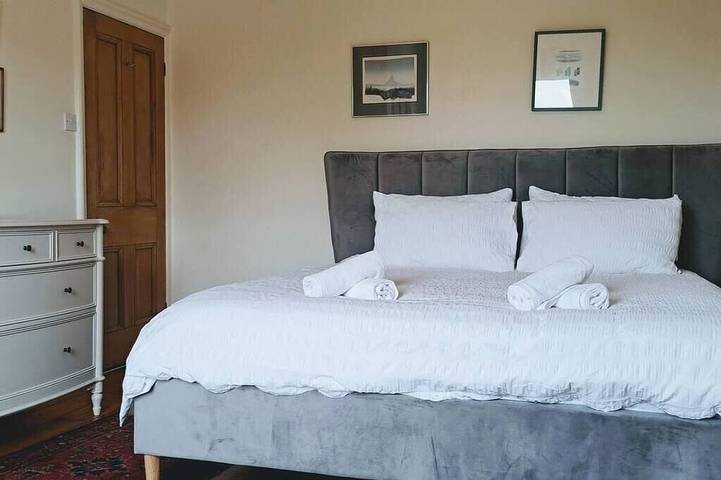 Stunning 3Bd Victorian House in Bramhall Village in Stockport, Gran Mánchester