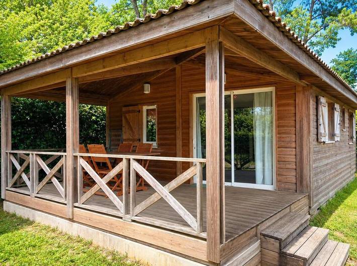 Location de vacances pour 5 personnes, avec Terrasse et Jardin ainsi que Piscine et Vue dans Erceville