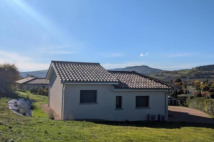 Location de vacances pour 6 personnes, avec jardin, animaux acceptés à La Roche-Vineuse - 4