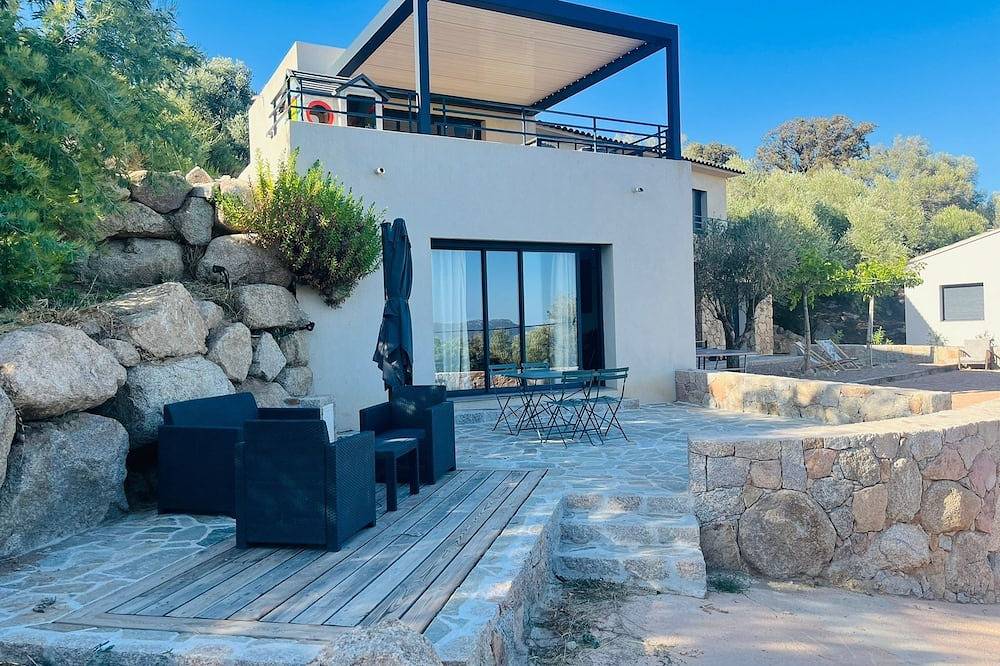 Ganze Wohnung, Large 50m2 studio, in the heart of the Maquis, San gavino di Figari in Figari, Sartène und Umgebung