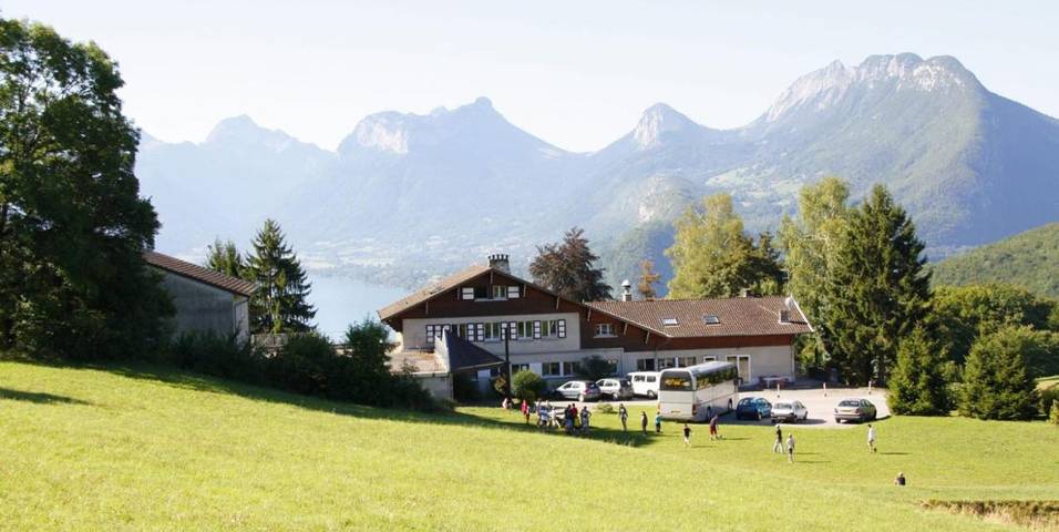 Hotel voor 3 personen, met Terras in Talloires