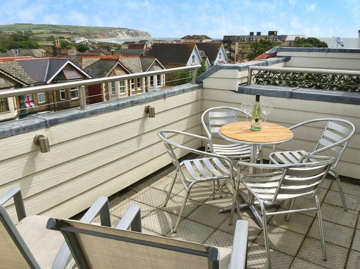 Cottage for 8 people, with garden, child-friendly on the Isle of Wight