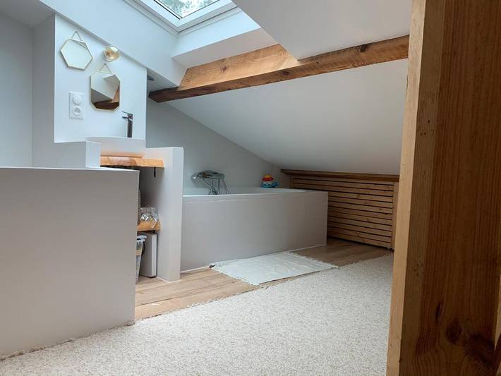 Gîte pour 4 personnes, avec jardin et vue, adapté aux familles dans Plage Naturistes - 4