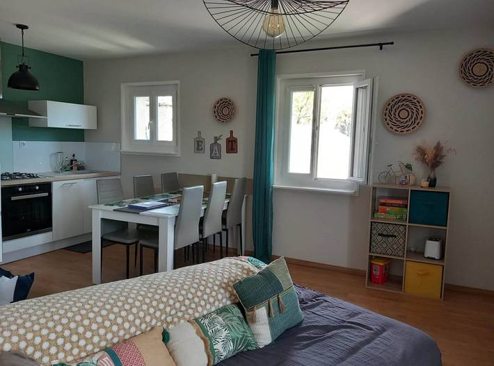 Gîte pour 6 personnes, avec terrasse à Saint-Front - 4