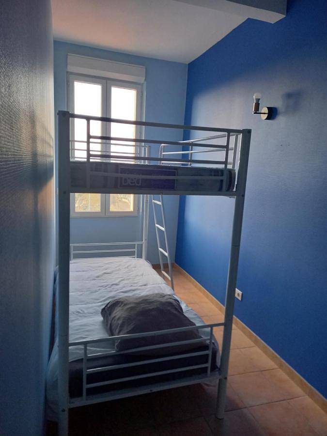 Gîte pour 4 personnes, avec terrasse ainsi que vue sur le lac et vue à Molières - 3