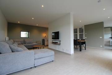 Gîte pour 10 personnes, avec vue et jardin, animaux acceptés à Zonnebeke