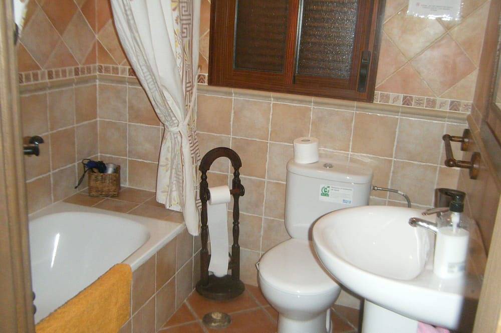 Casa Los Luceros. in Sedella, Málaga Provinz