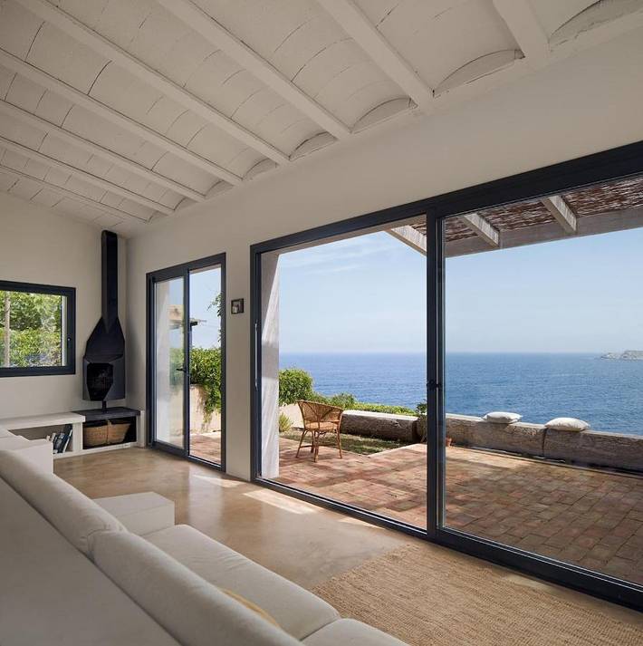 Casa rural para 6 personas, con vistas y terraza, Se admiten mascotas en Colera