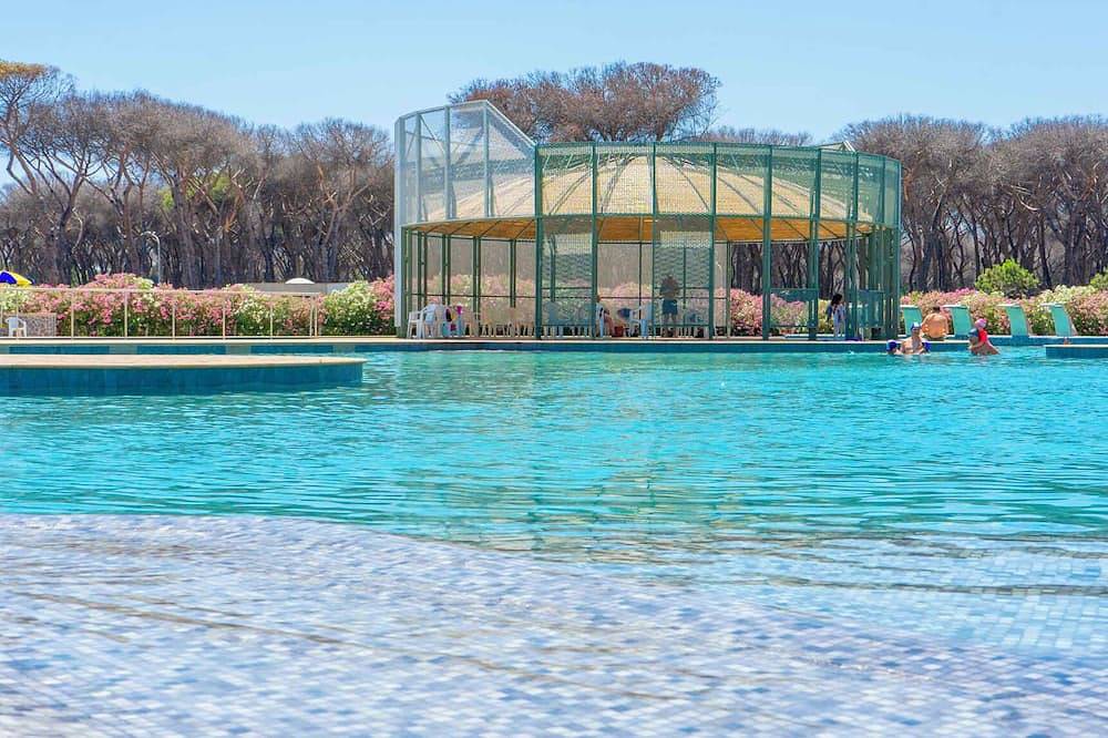 Casa mobile con piscina e ristorante in Roma, Provincia di Roma