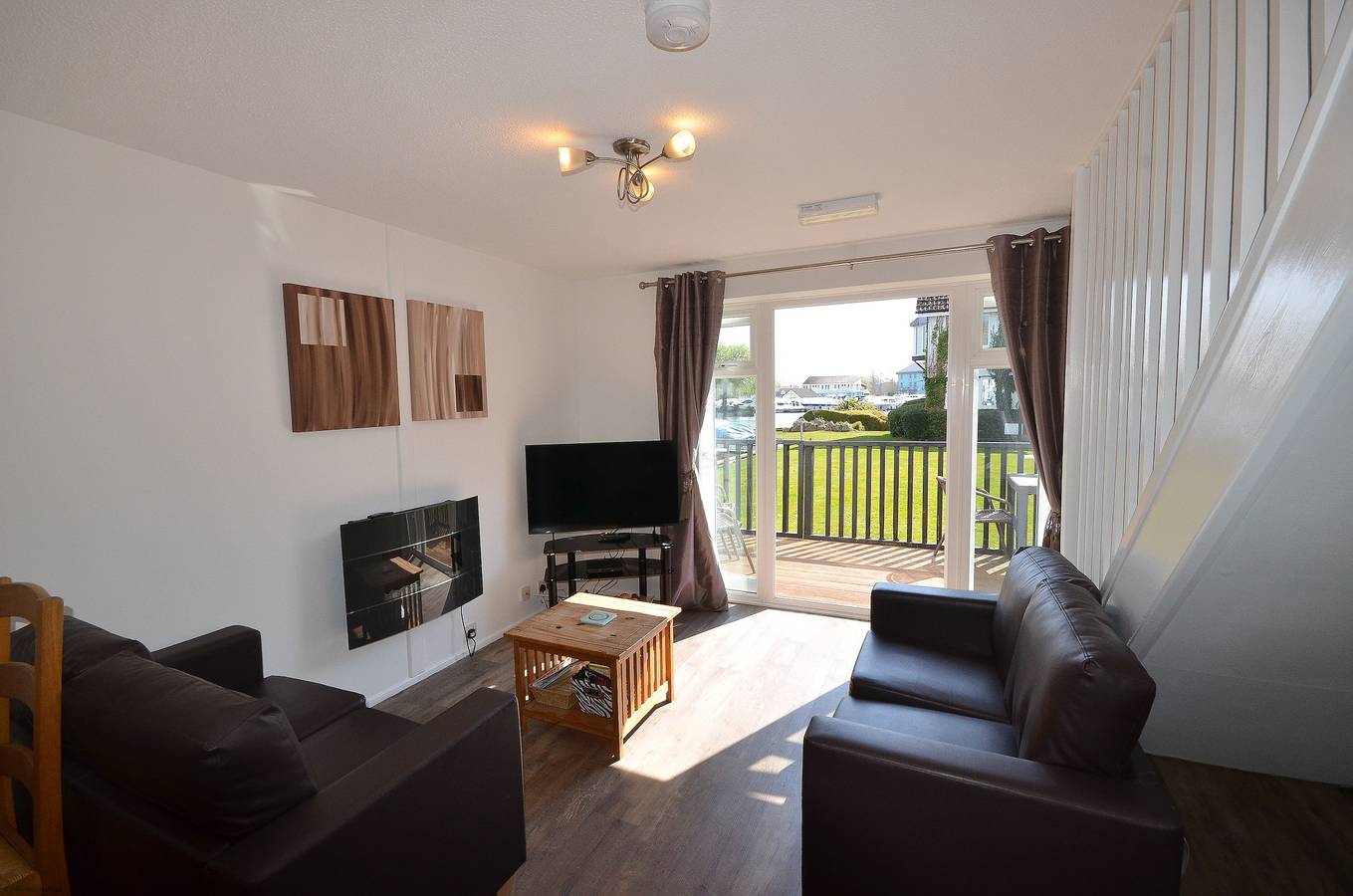 Holkham Cottage in Wroxham, The Broads