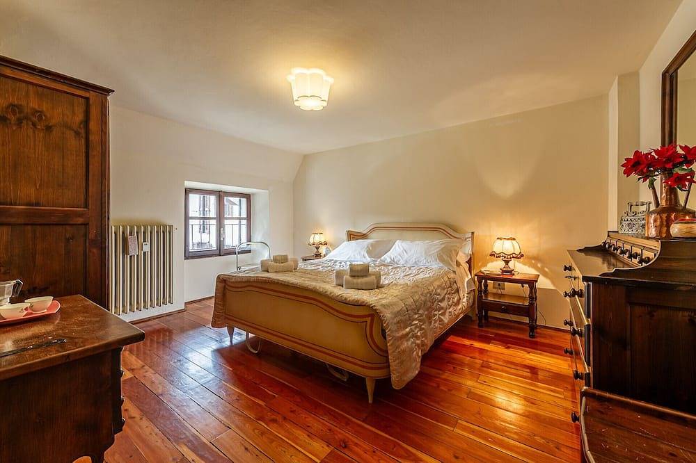 Entire apartment, Apartment La Villette in Entrelevie, Courmayeur