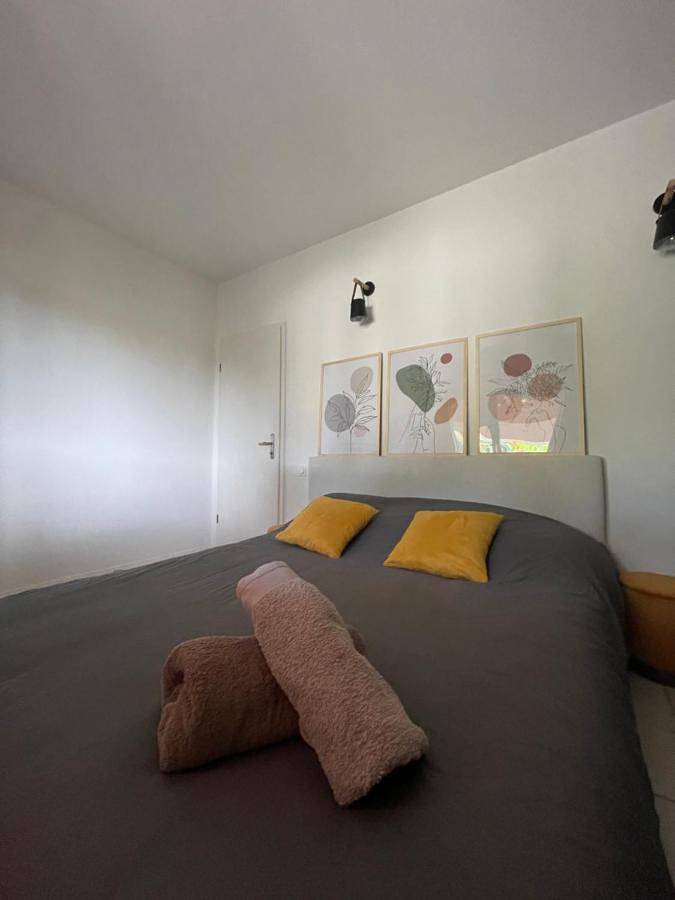 Chalet para 4 personas, con piscina y terraza - 1