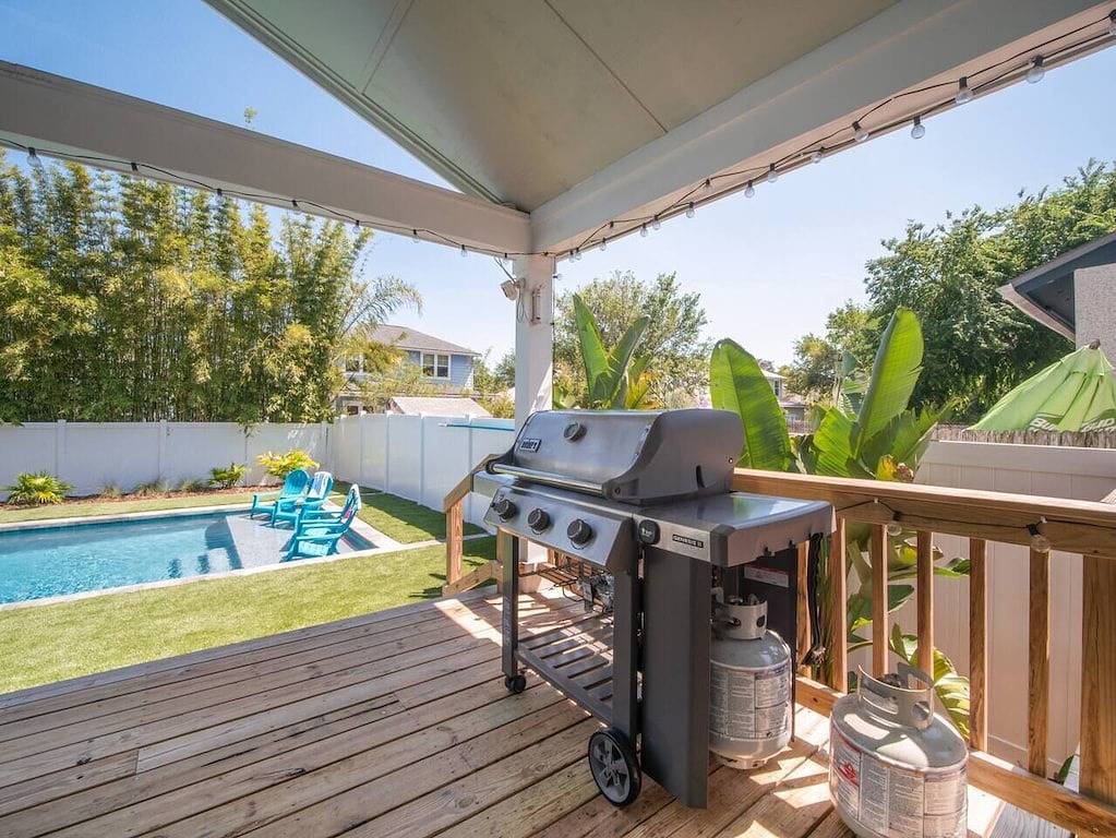 Stunning Back Patio & Heated Pool in Jacksonville Beach, Duval County