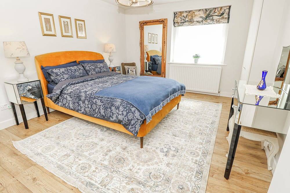 Clifton Lodge, family friendly in Winchester in Winchester, South Downs