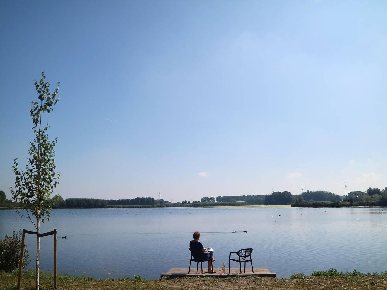 Lakeview villa met zwem- en vissteiger in Bernisse, Nederlandse Noordzeekust