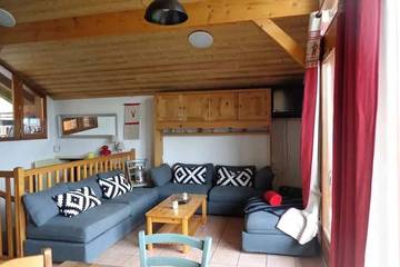 Villa for 10 Guests in Aime, Paradiski, Picture 4