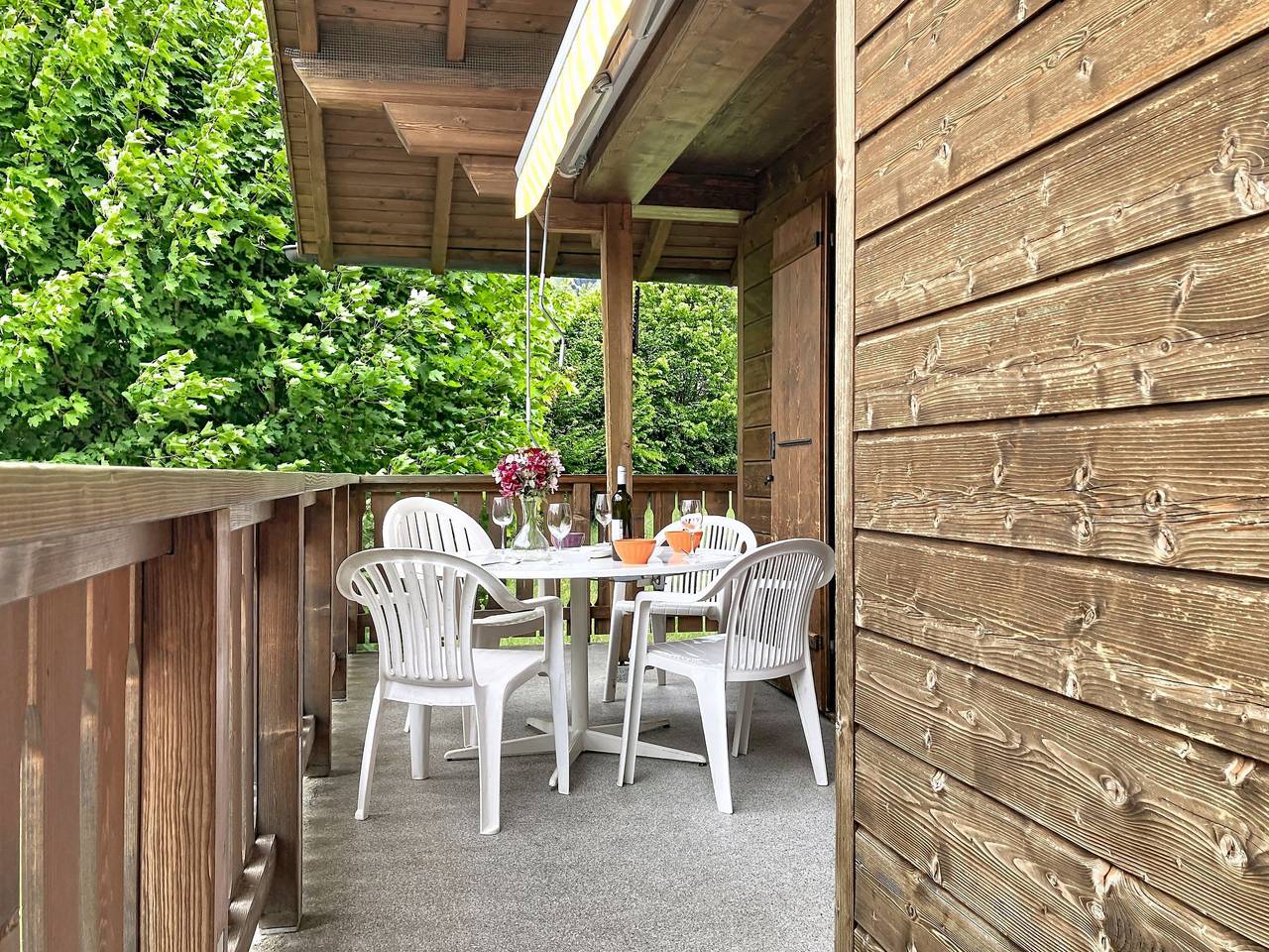 Entire apartment, Chalet Clairval in Charmey, Val-de-Charmey
