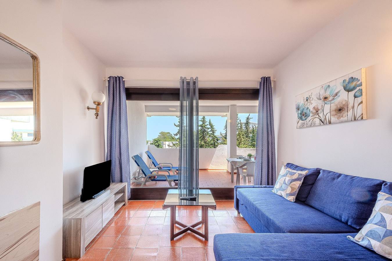 Geheel appartement, Appartement 'Apartamento Lima' met Gedeeld Zwembad, Wifi en Airconditioning in Albufeira, Faro District