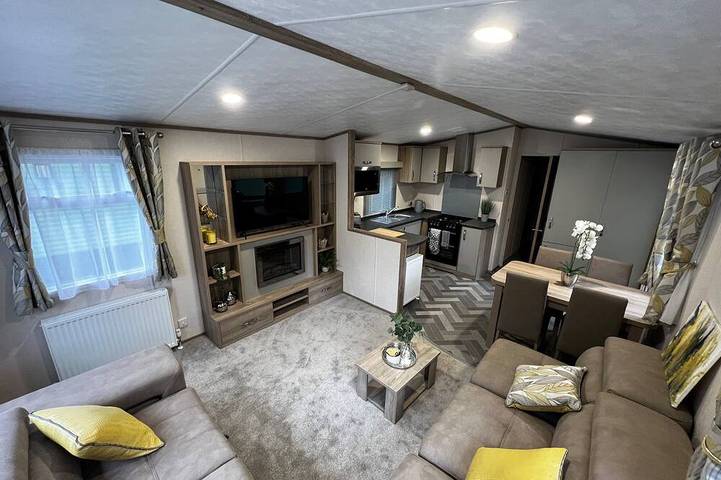Caravan for 6 people in the Lake District
