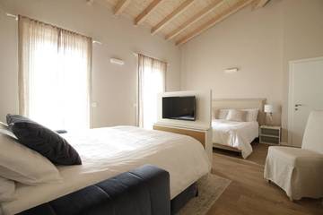 Villa per 4 Persone in San Felice del Benaco, Prealpi Gardesane, Foto 4