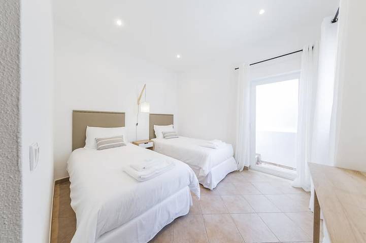 Seeblick !!! 2 Schlafzimmer in Vale do Lobo, Almancil
