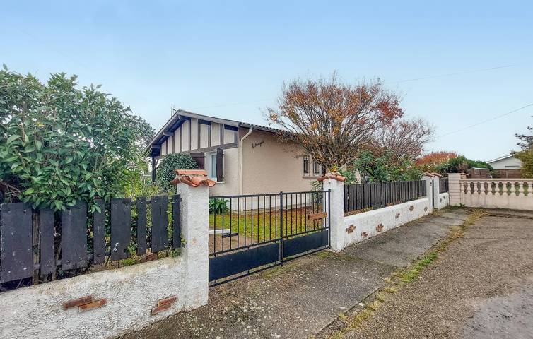 Location de vacances pour 6 personnes, avec piscine ainsi que terrasse et jardin dans Mont-de-Marsan - 2