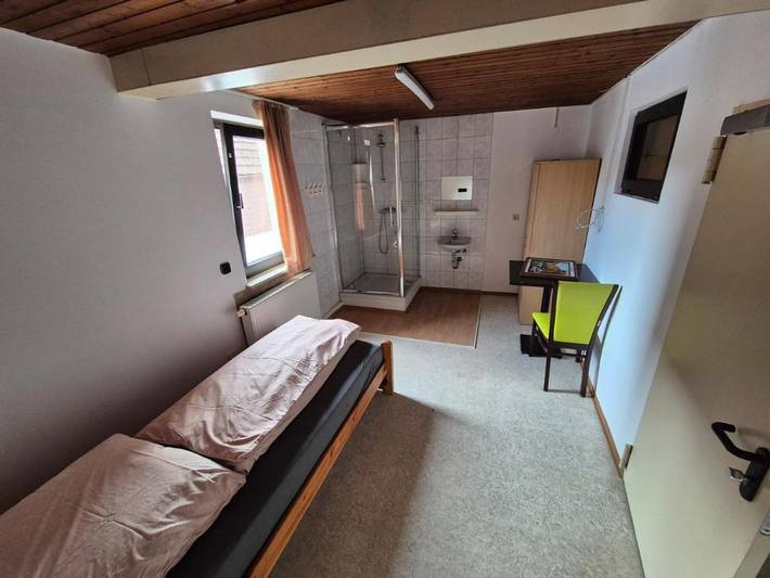 Ferienwohnung für 2 Personen, mit Terrasse in Wörth am Rhein - 4