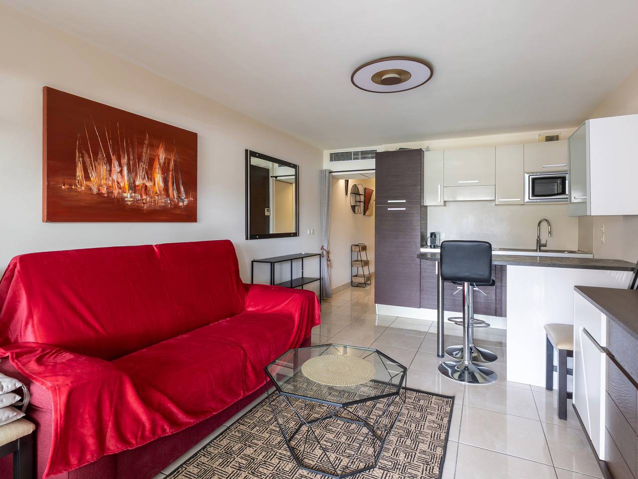 Ganze Wohnung, Ferienwohnung für 4 Personen mit Terrasse in Mandelieu-la-Napoule, Massif de l'Esterel