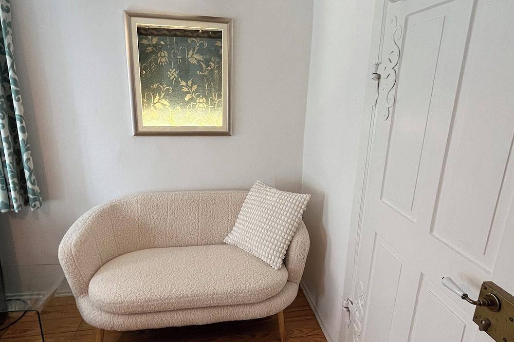 Ganze Wohnung, Wohnen in der Quetschekuchestubb in Neustadt an der Weinstraße, Pfälzer Rheinebene