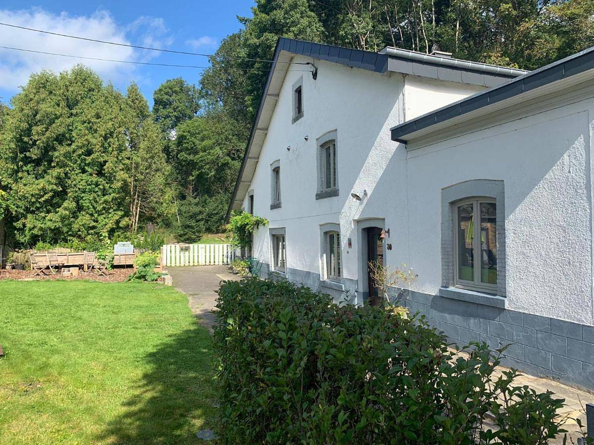 Double Room with Private Bathroom in Wibrin, Houffalize