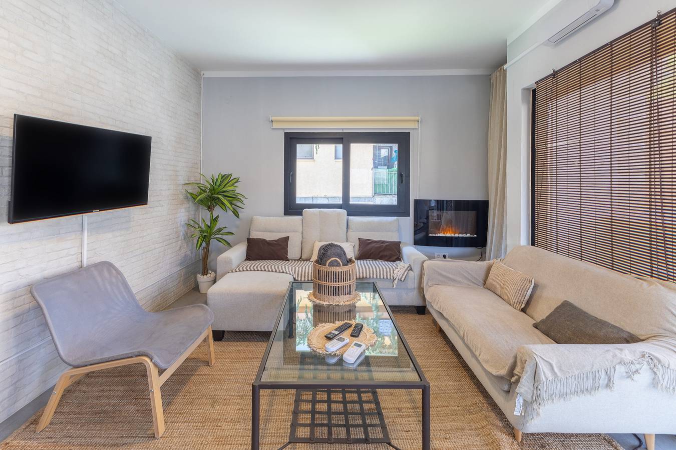 Geheel appartement, El Nido del Águila hotel Las Gacelas, Becerril in Becerril de la Sierra, Madrid Province