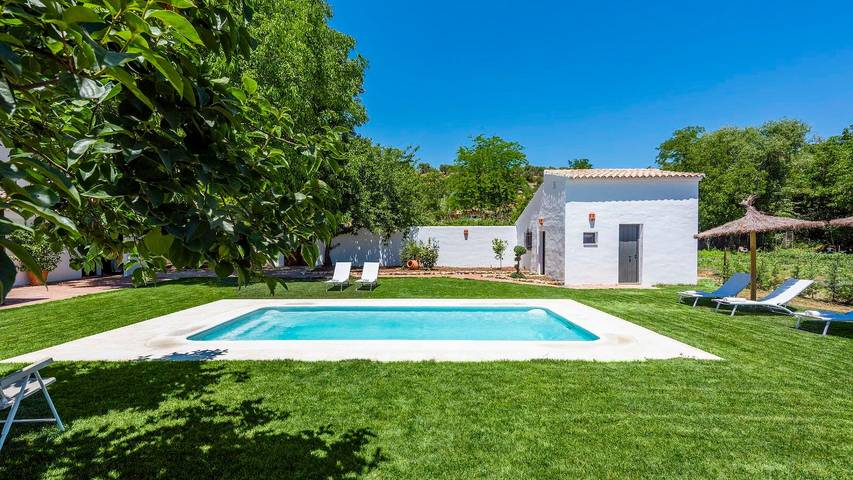 Chalet para 14 personas, con balcón/terraza y piscina en Serranía de Ronda - 3