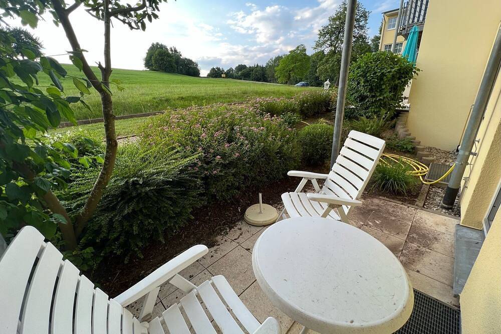 Ganze Wohnung, Mit Hund! - Apartment mit Gartenblick in Enderndorf am See, Spalt