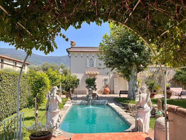 Casa vacanza per 2 persone, con Giardino e Piscina a Calci