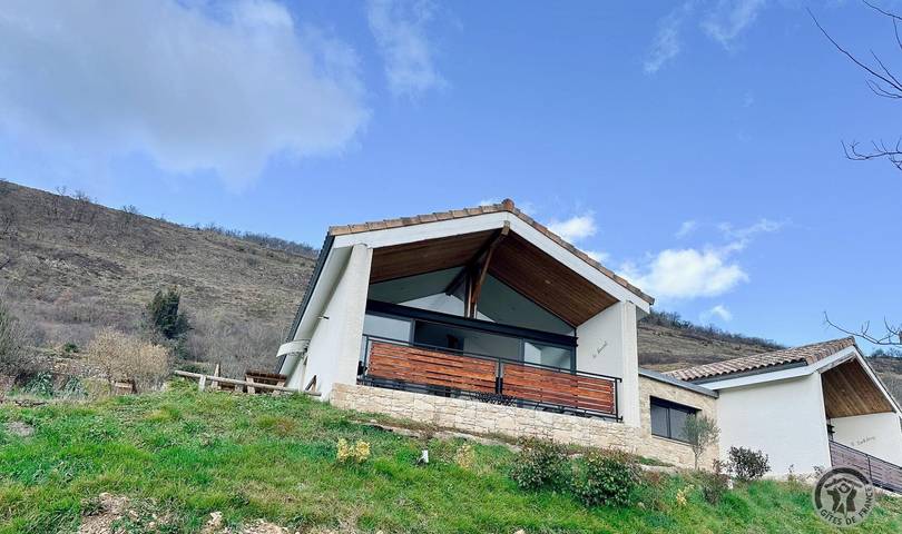 Gîte pour 4 personnes, avec jacuzzi et jardin ainsi que terrasse et sauna dans l' Ariège - 3