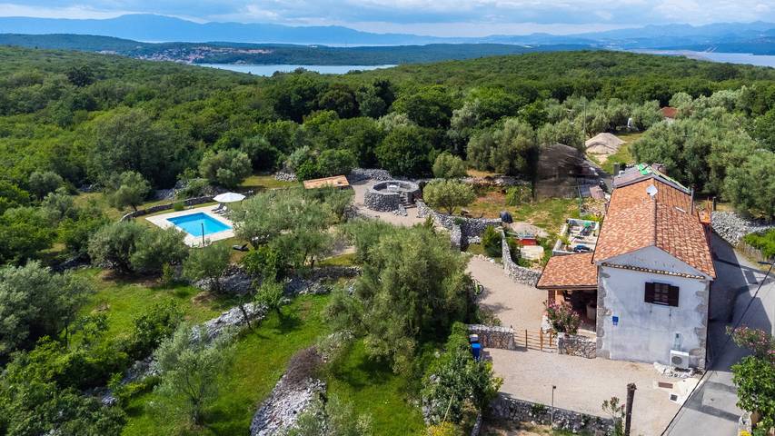 Villa für 6 Personen, mit Terrasse und Garten in Silo (Krk) - 4