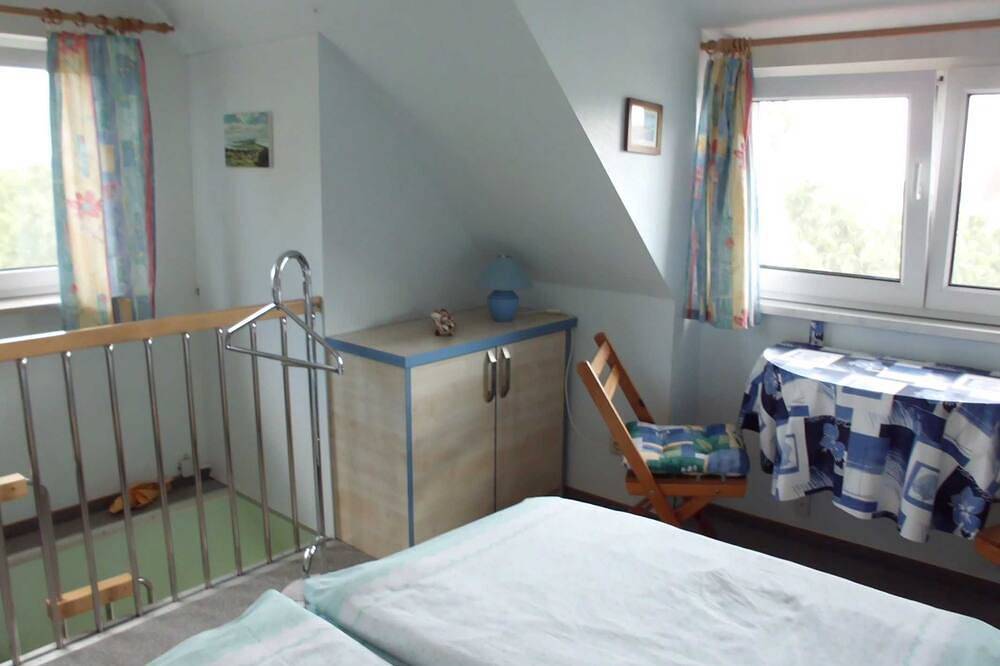 Apartamento entero, 2 Zimmer Ferienwohnung - Ferienhaus Boddenblick in Neuendorf Hiddensee Island, Hiddensee
