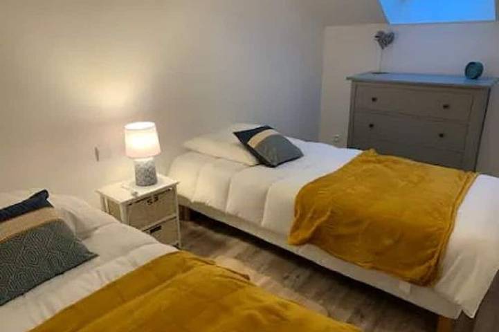 Location de vacances pour 6 personnes, avec jardin à Mer - 2