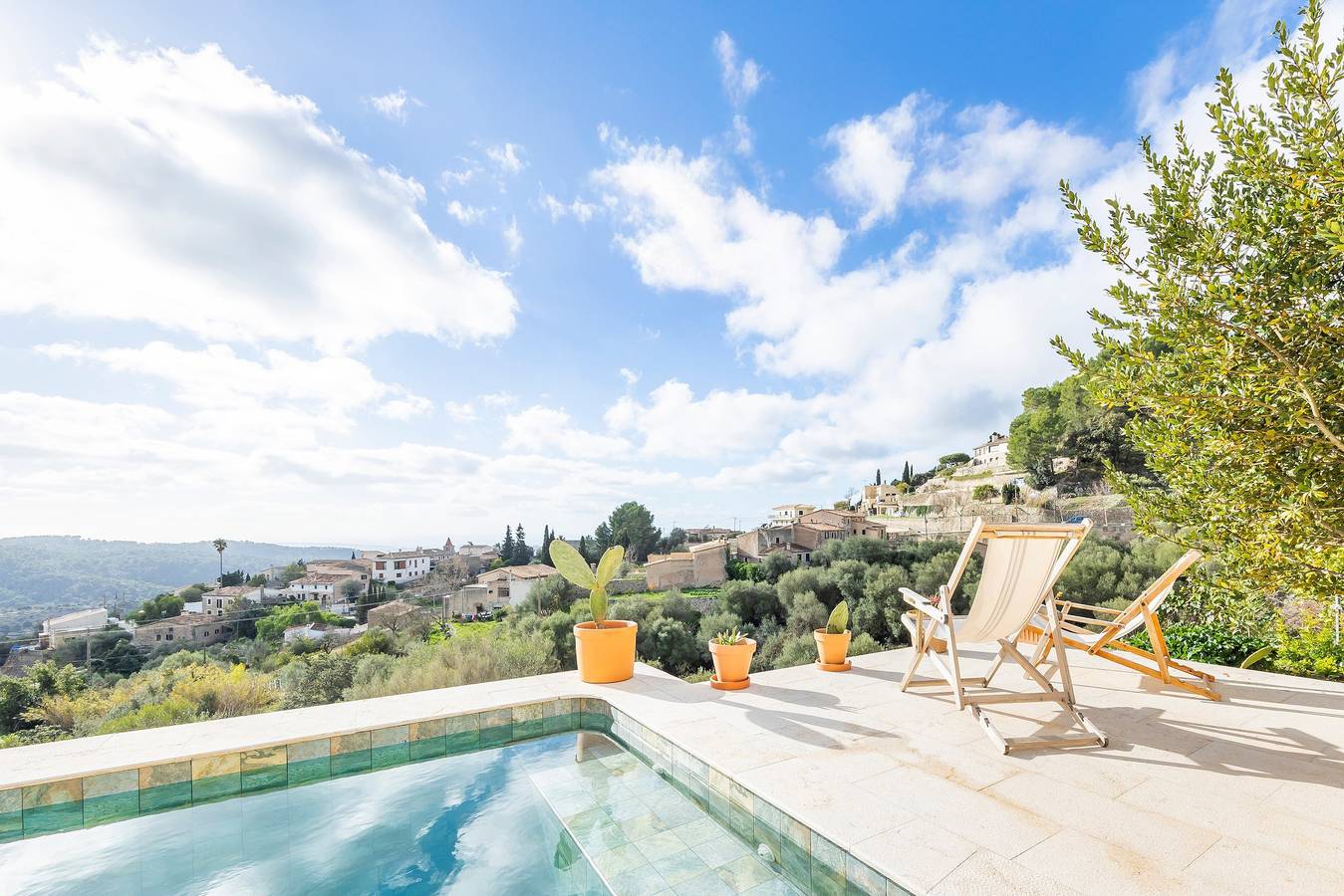 Maison rurale 'Can Titina' avec vue mer, piscine privée et Wi-Fi in Galilea, Puigpunyent