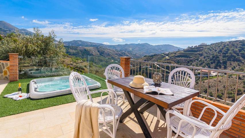 Chalet para 6 personas, con piscina además de balcón/terraza y jacuzzi en Provincia de Málaga - 2