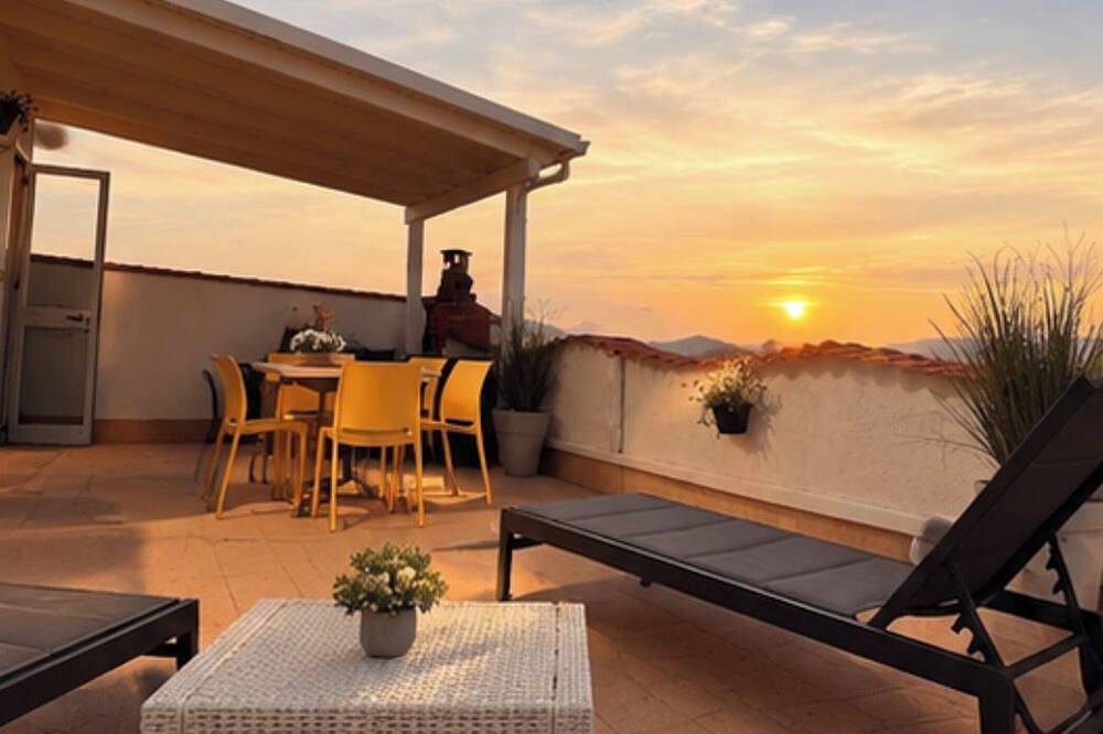 Appartement entier, Casa Anna à 800 mètres de la mer .... in Spiaggia di Balestrate (Balestrate), Balestrate