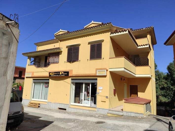 Entire studio, Studio Apartment 'Monolocale Wenge'' with Wi-Fi and Air Conditioning in Siniscola, Nuoro Province
