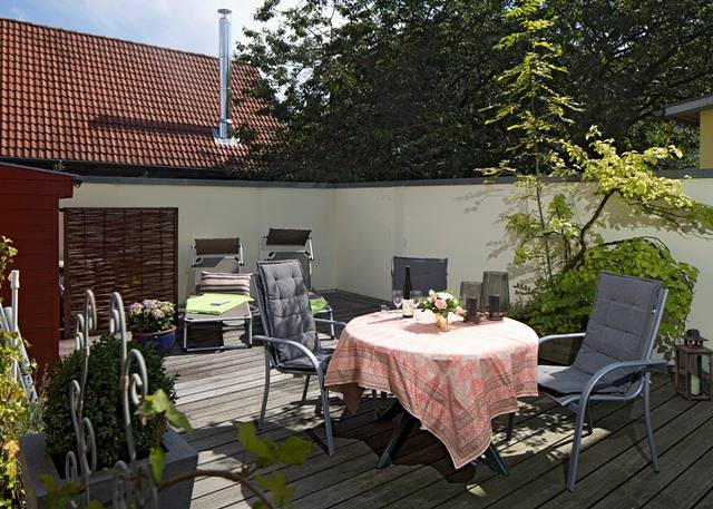Ferienwohnung für 6 Personen, mit Balkon/Terrasse und Balkon in Husum Hafen - 2