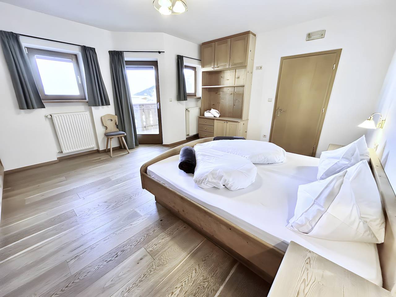 Entire apartment, Apartment 'Hotel Pennhof' with Mountain View, Shared Pool and Wi-Fi in Saubach (Barbian), Barbian