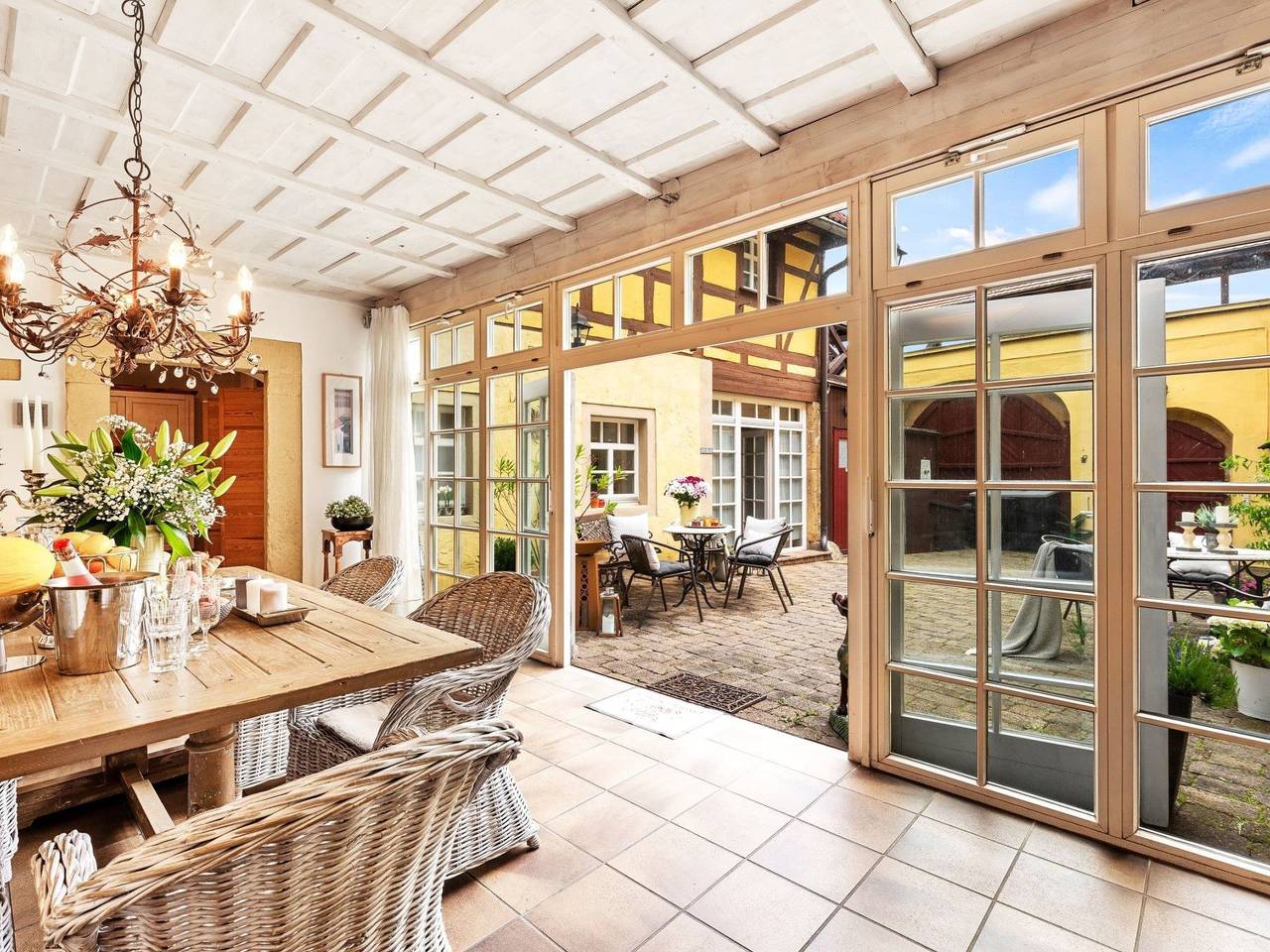Villa mit Garten, Grill und Terrasse in Kreischa, Osterzgebirge