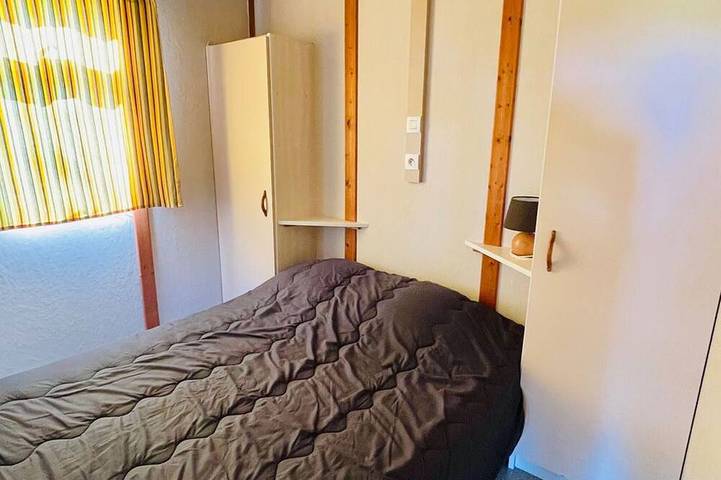 Gîte pour 5 personnes, avec terrasse et piscine, animaux acceptés à Camon - 2