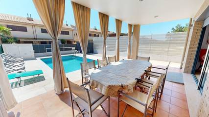 Villa for 8 People in Terres de l'Ebre, Tarragona Province, Photo 1