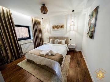 Gîte pour 2 personnes, avec terrasse et vue dans Cluj-Napoca