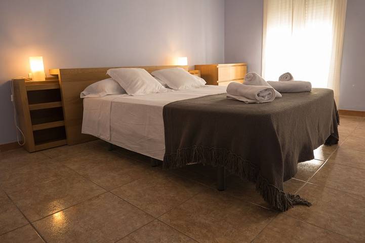 Gîte pour 6 personnes, avec balcon à Móra d'Ebre - 2