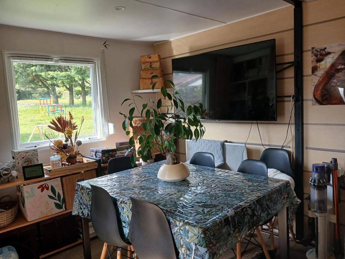 Chalet Bois aux portes de Parthenay in Châtillon-sur-Thouet, Deux-Sèvres